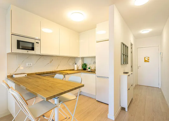 Cristianos - Valdes Center 7 - As De Casas * לוס כריסטיאנוס